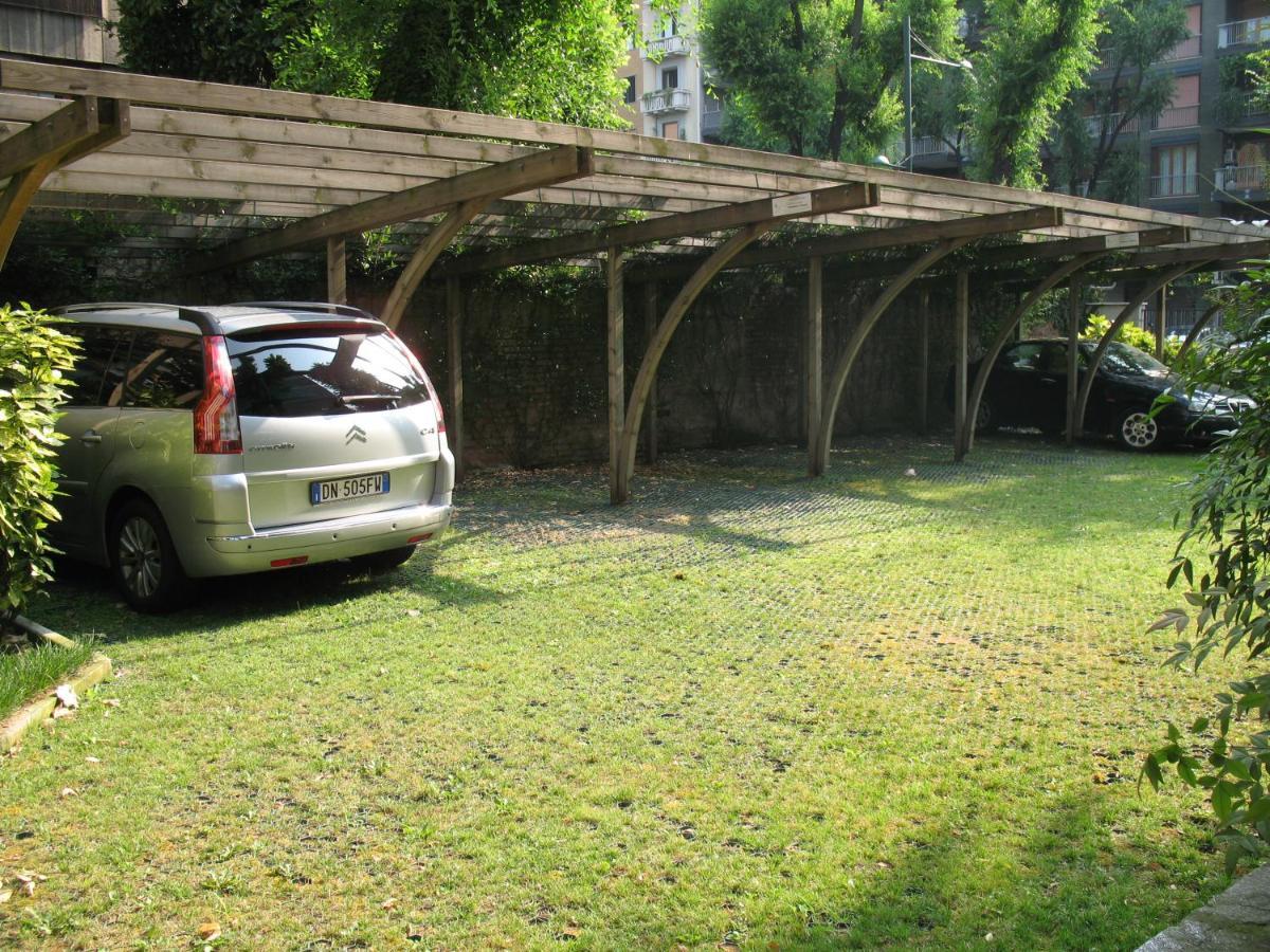 Residence Le Corti Milano Exteriör bild